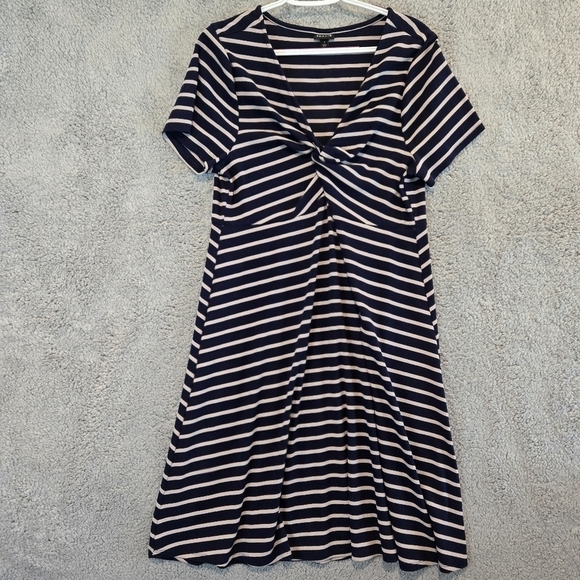 Torrid Mini Rib Knit Twist Front Skater Dress Navy Tan Stripe Sz 1 XL 14 16 - Picture 1 of 6